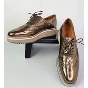 Johnston & Murphy Metallic Bronze Wingtip Oxford Flats